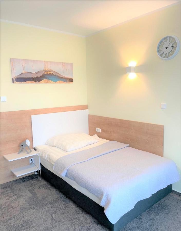 Likedaheim Apartments Rosbach vor der Höhe Dış mekan fotoğraf