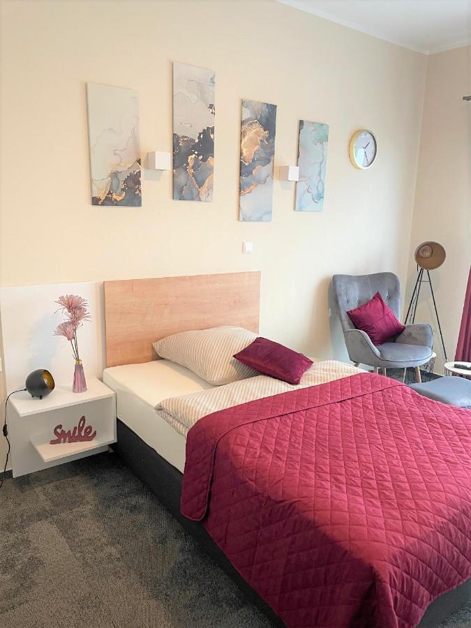 Likedaheim Apartments Rosbach vor der Höhe Dış mekan fotoğraf