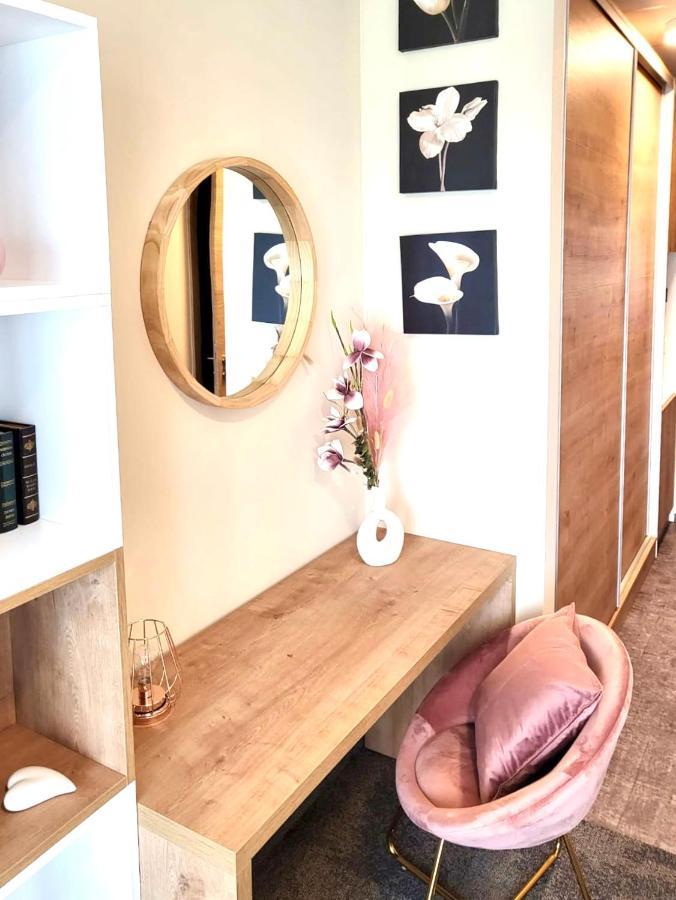 Likedaheim Apartments Rosbach vor der Höhe Dış mekan fotoğraf